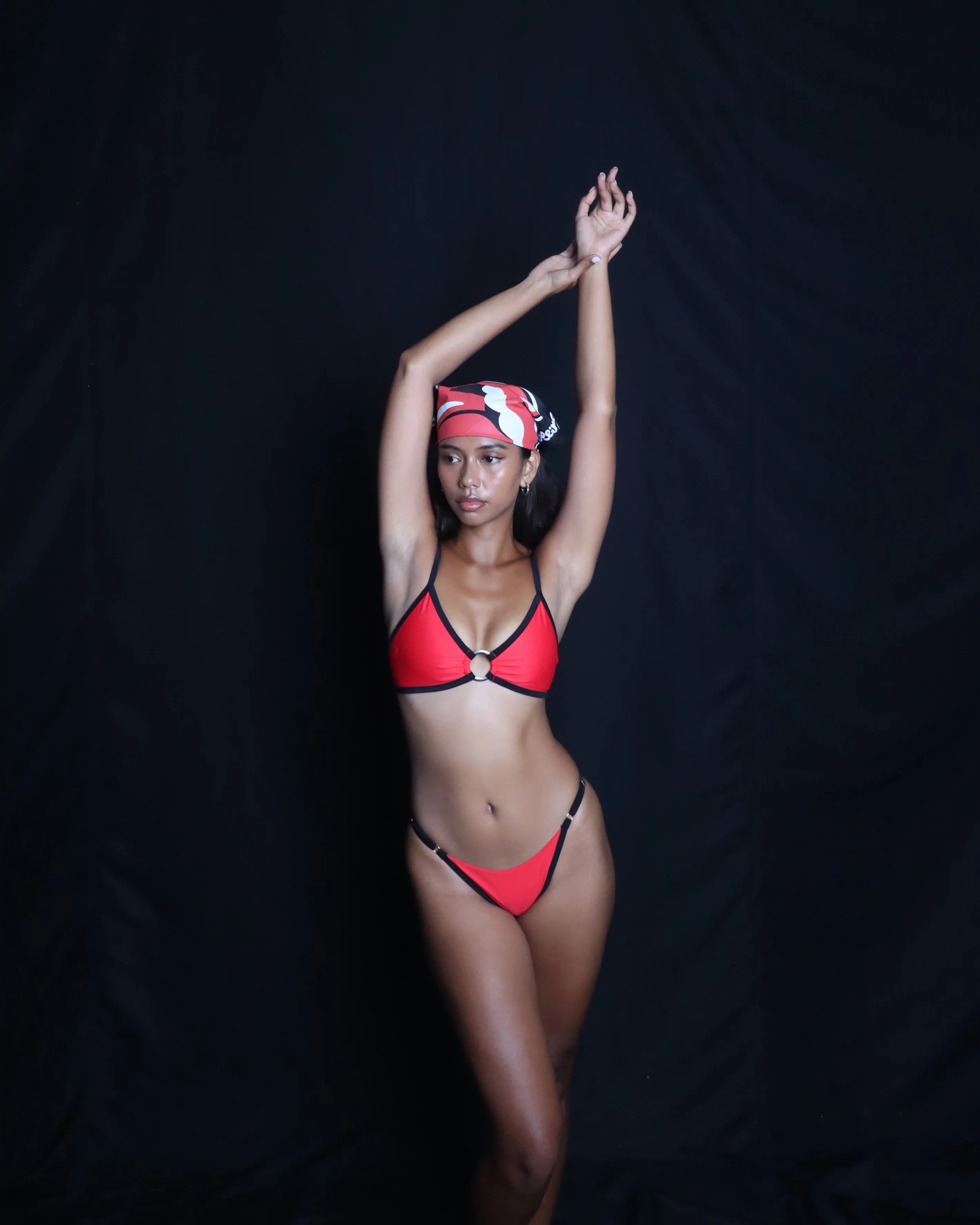 Chantal Top | Red Black